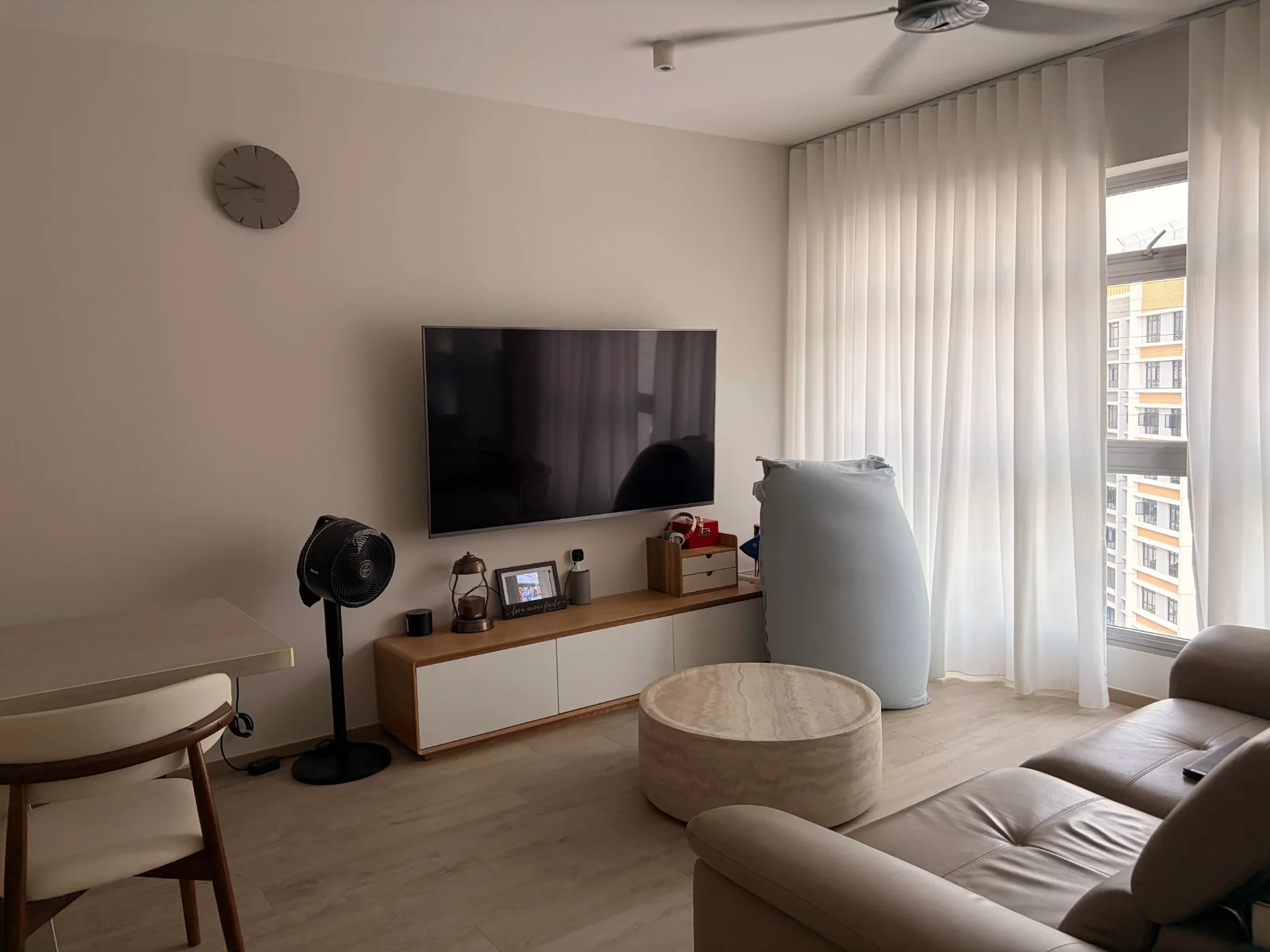 Living room and TV console
