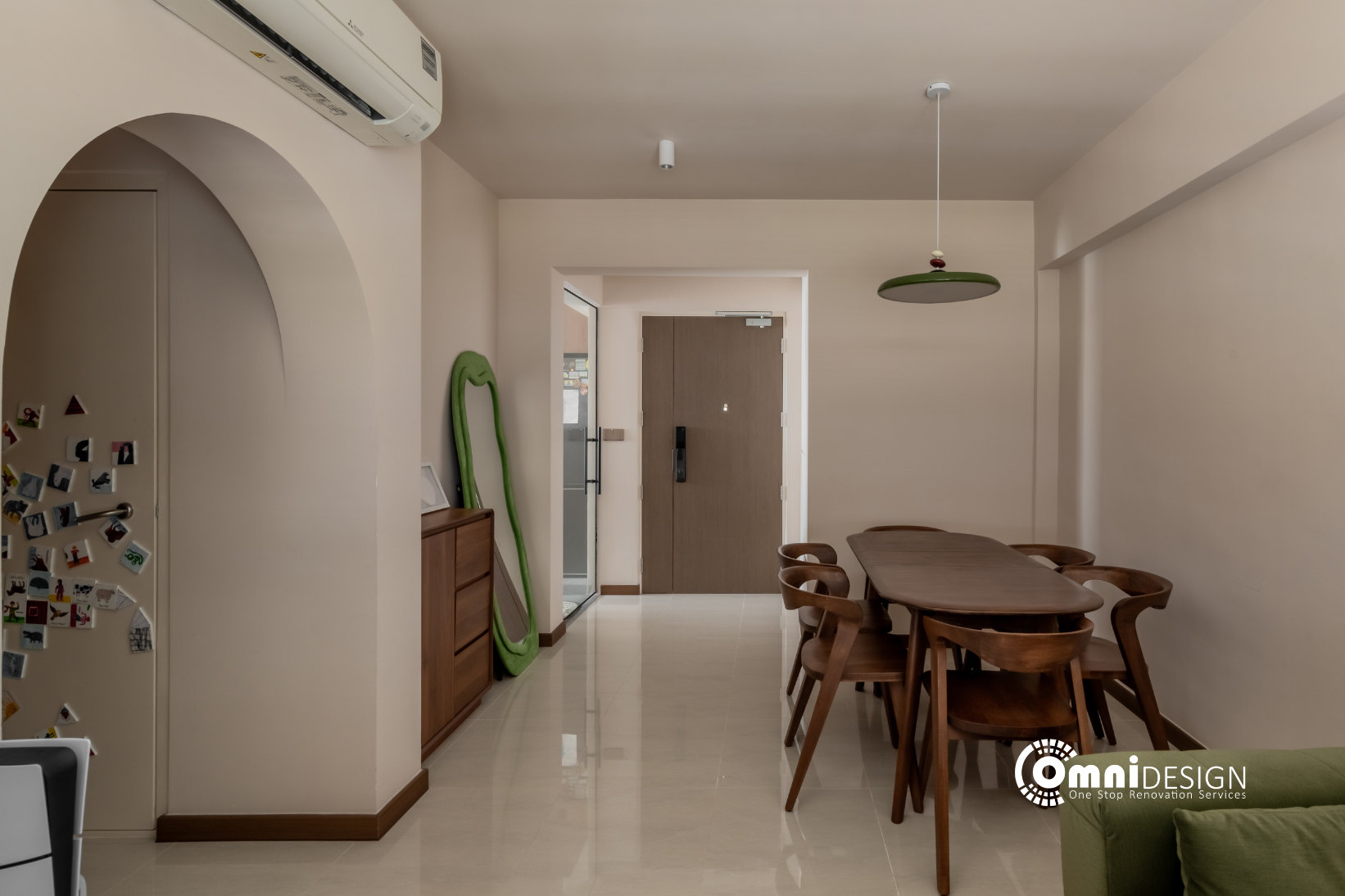 Dining area and arched doorway